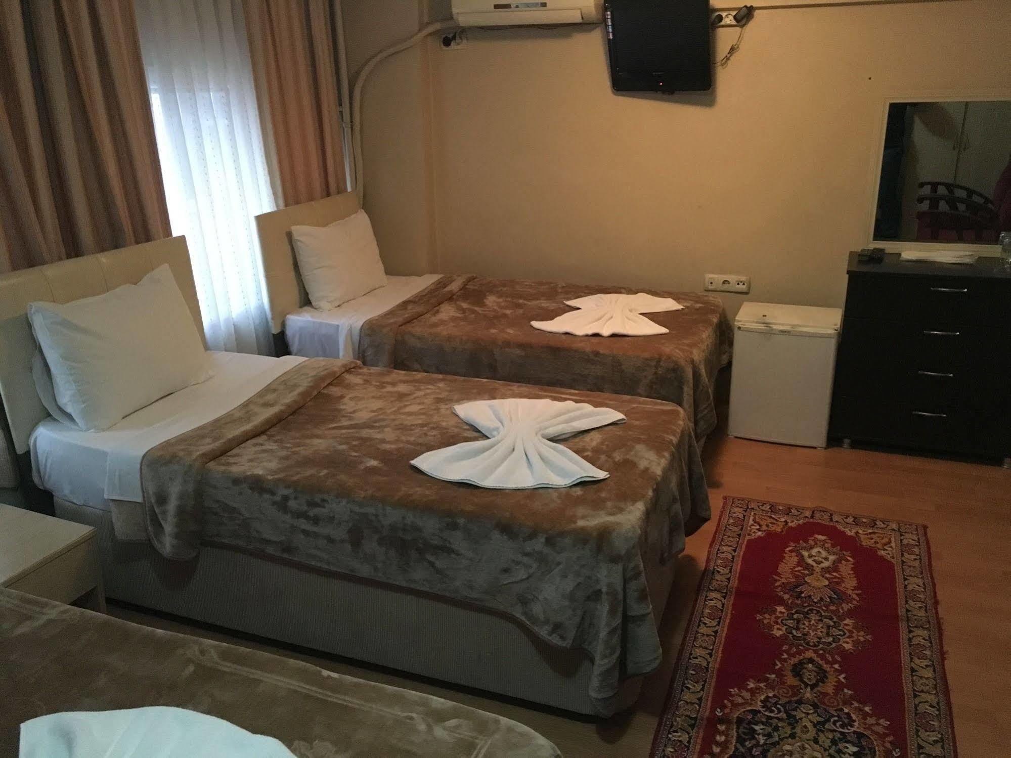 Oeruen Hotel Istanbul Exterior foto